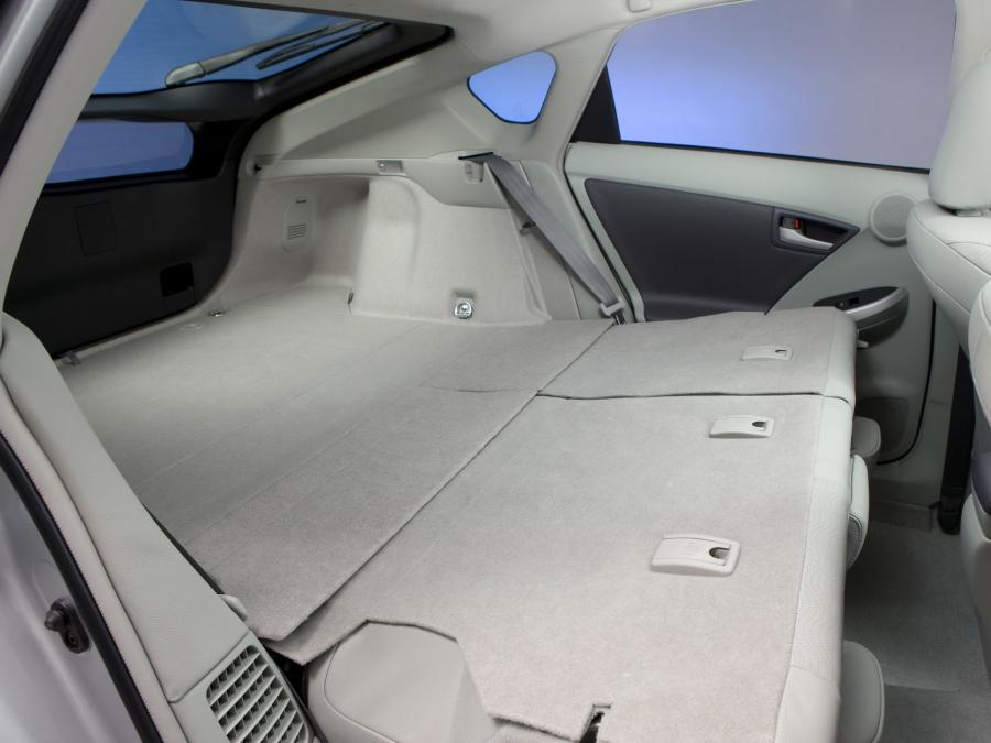  Toyota Prius 2009 года  (US) (фото 7 из 30)
